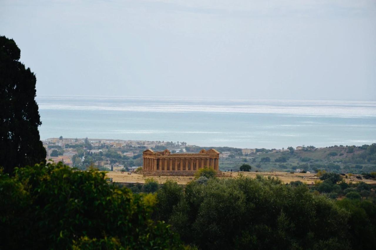 Villa Gli Ulivi di Atena Agrigento Esterno foto